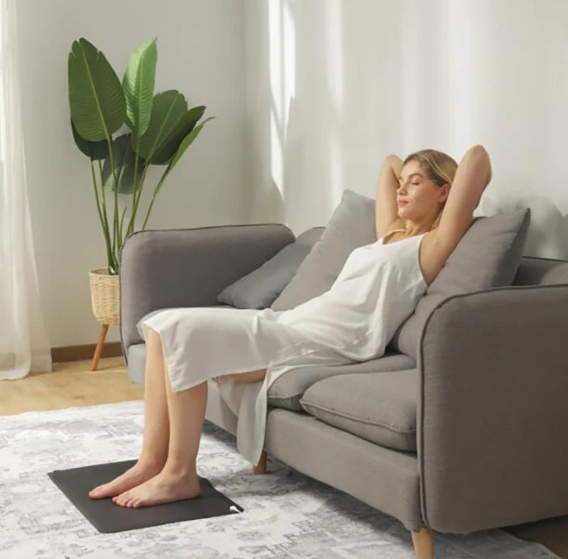 Earthing Therapy Mat + Wristband — Grounding for Sleep, Stress & Body Balance